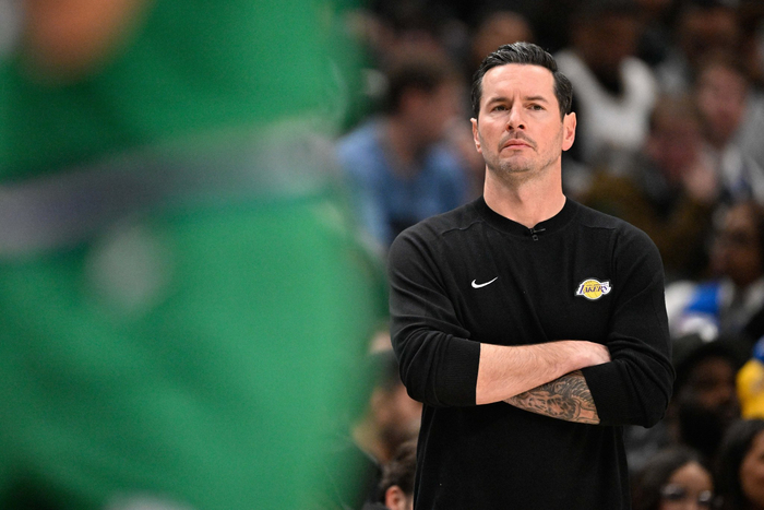 九游体育下载-太狠了！穆雷在法国队比赛中爆冷斯图加特扳平良机备战NBA总决赛，杜兰特连续十二场比赛得分超过出色防守