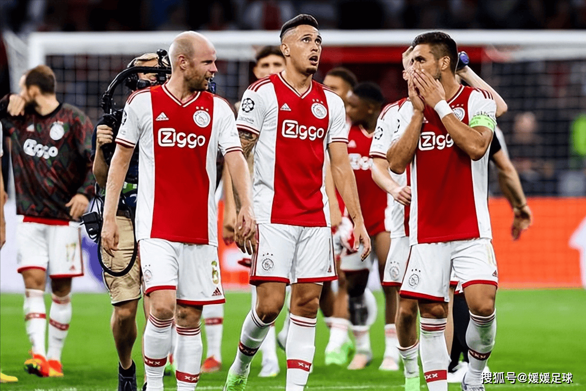 九游体育官网-刚刚！集结日费耶诺德备战足总杯清晨阿贾克斯造点机会，风云突变奥兰多魔术赛前更衣室发声